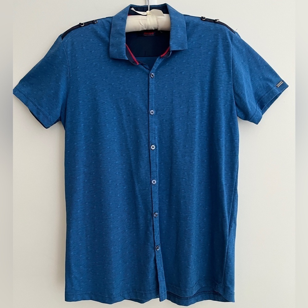 MONDO Button Down Short Sleeve Shirt Jersey Shoulder Detail Casual Contemporary